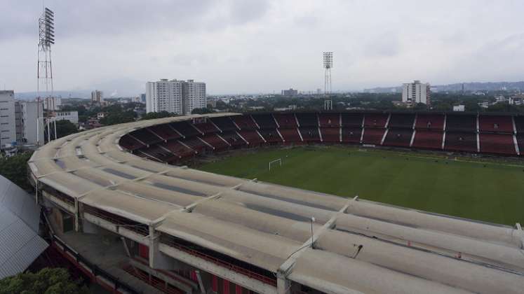 El estadio General Santander se demorará en la refacción total de las luminarias.   