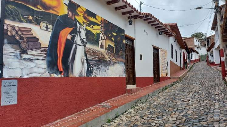 Caminar por las emblemáticas calles empedradas del barrio La Costa de Ocaña es recordar a través de imágenes el pasado de la ciudad.  / Fotos cortesía